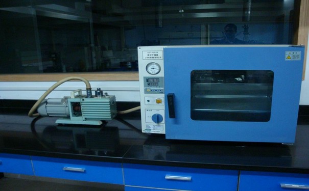 真空干燥箱是怎么操作的？它要注意這些問(wèn)題！